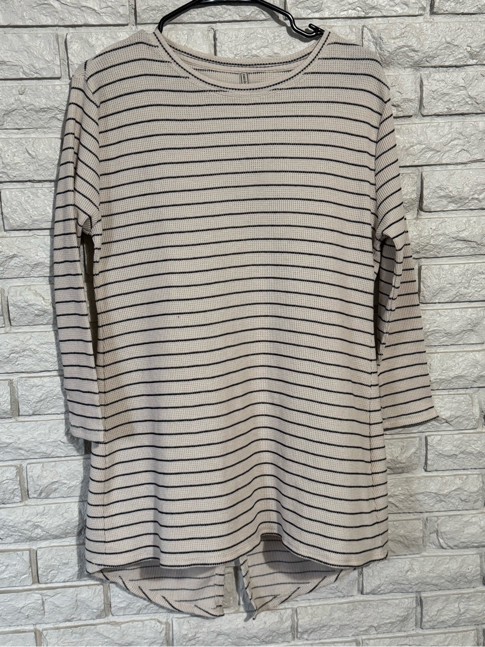 NWT embellish by Creative Co-Op Waffle Knit Striped Top Long Sleeve High Low Hem